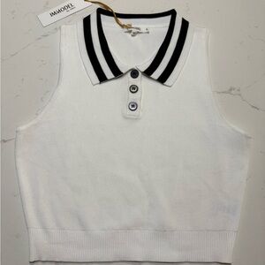 White with black collared cropped Sweater Vest Large NWT